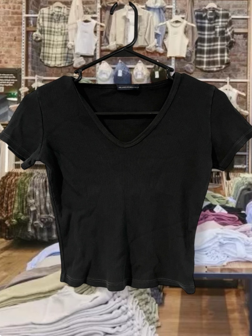 Brandy Melville Black Ribbed V-Neck Short Sleeve Crop Tee